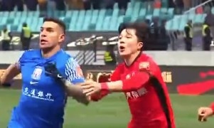  記者談海港后衛明天：從津門虎到海港環境變了，他需主動去適應