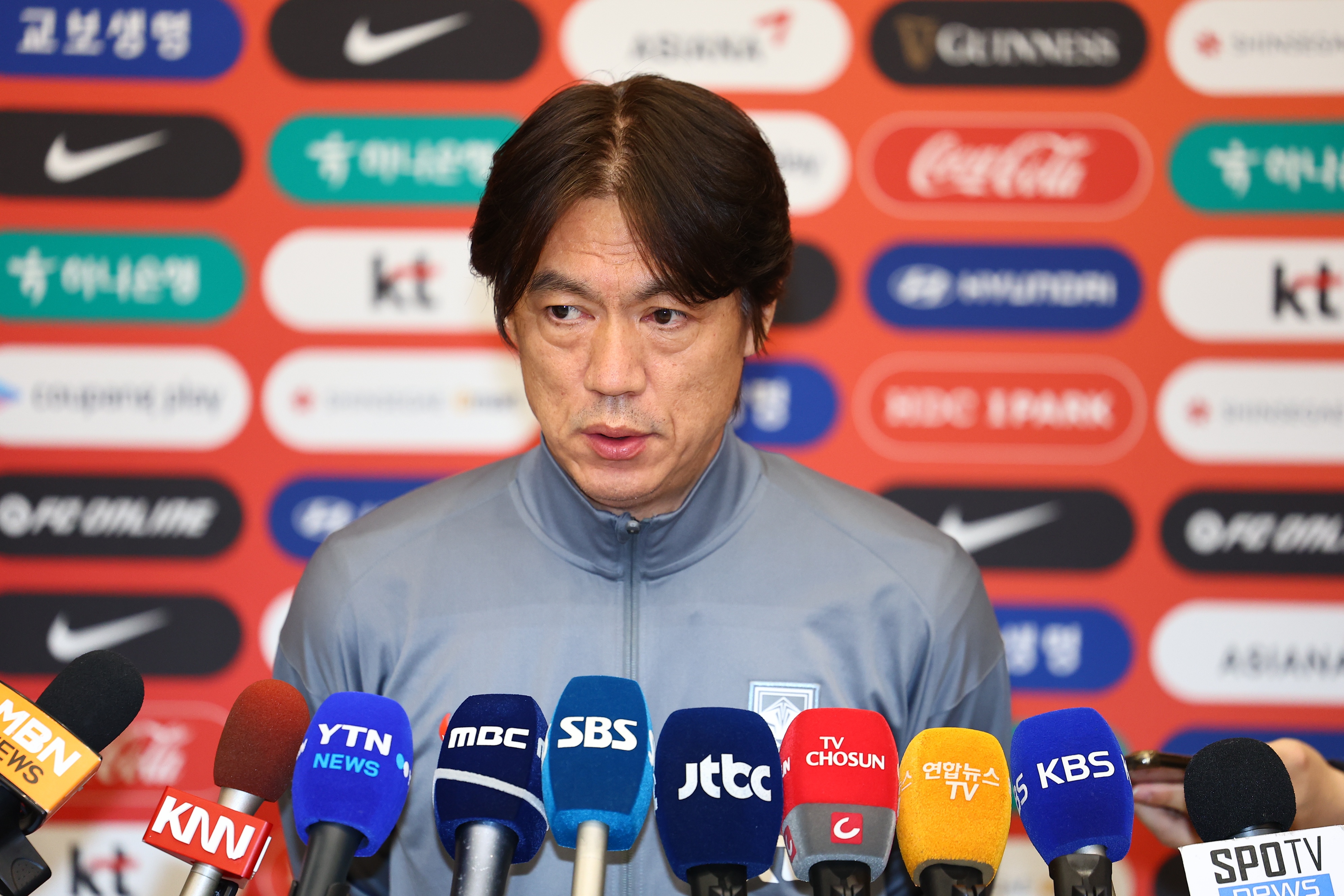  洪明甫不滿：金玟哉對國家隊也重要，拜仁缺乏對球員的保護