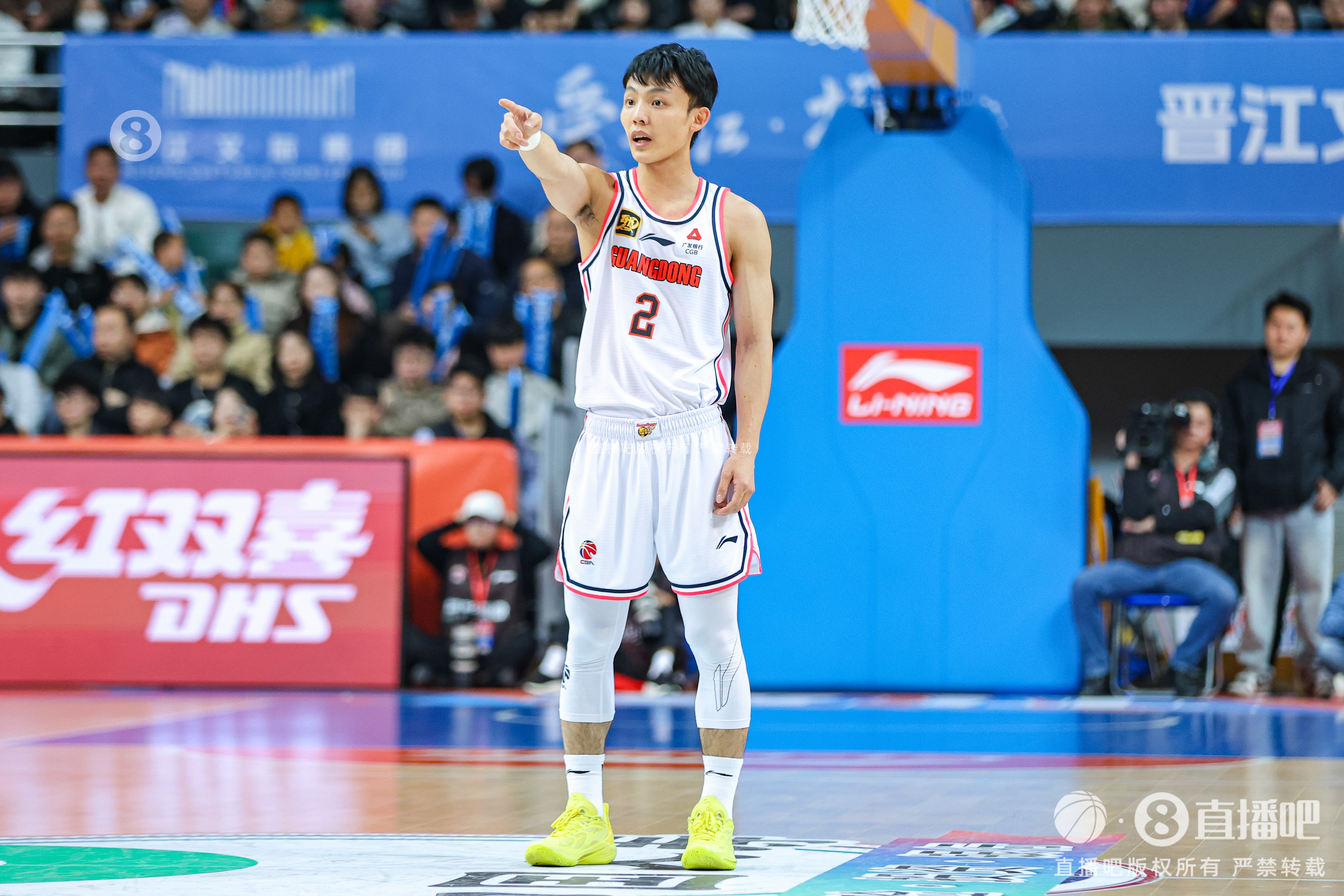  手熱！徐杰打滿首節5中4拿到10分2助 正負值+17