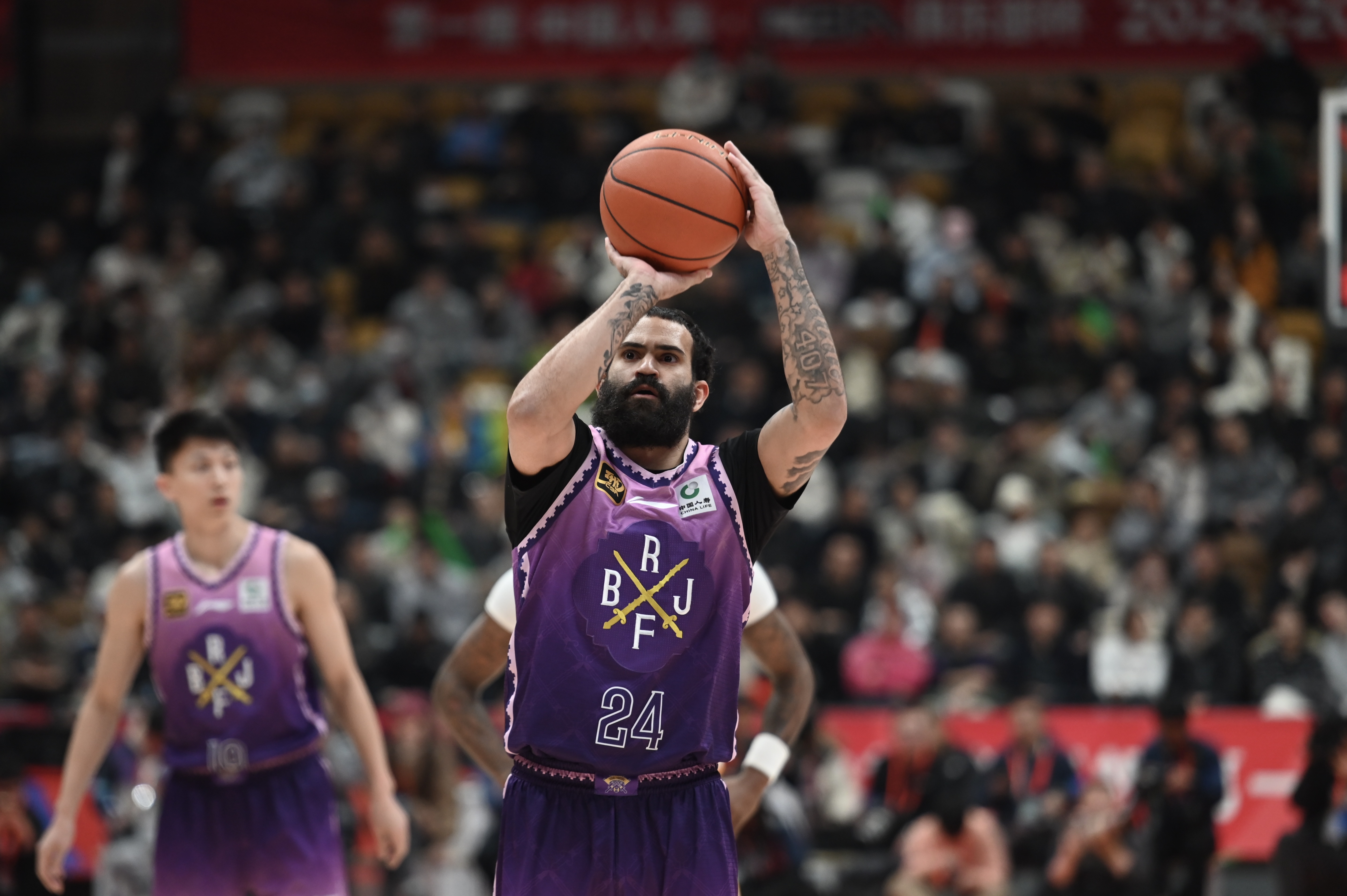 攻筐效率真不錯!里勒半場11中7&5罰全中轟下全隊最高的19分