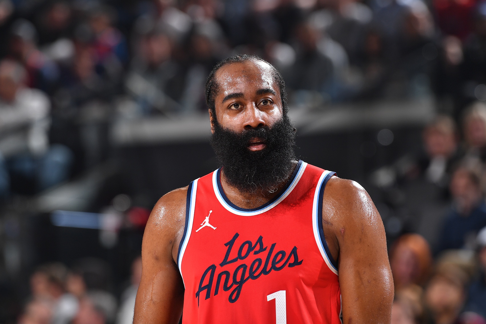 攻防壓制！第三節快船36-16凈勝灰熊20分 哈登單節獨得12分